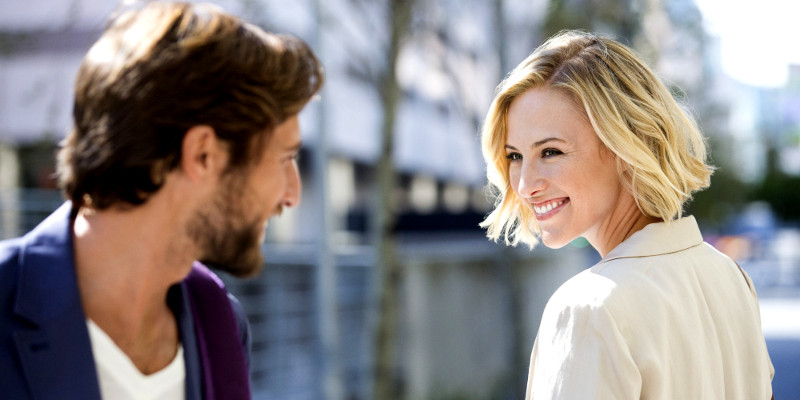 11 easy ways to get an unreachable woman who is out of your League